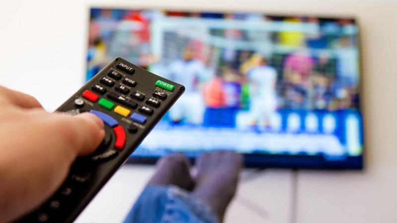 Should You Get Rid of Cable TV? What If You’re In Debt?
